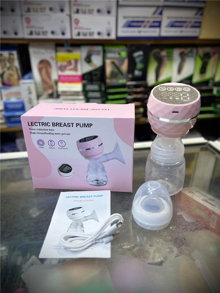 Coffret réel du tire-lait rose avec accessoires